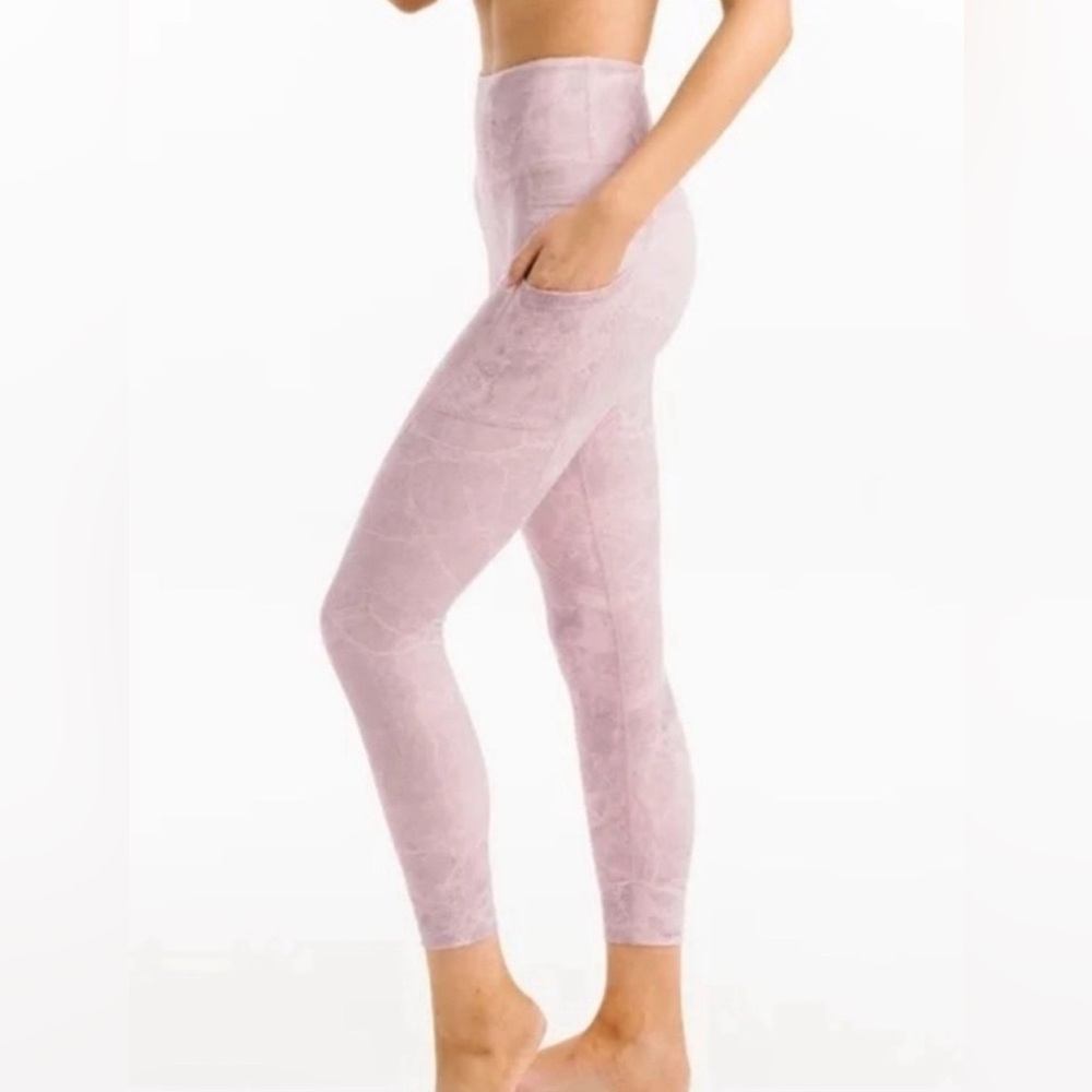 ZYIA‎ Pink Digital Granite Pocket Light N Tight Hi-Rise Size 14-16 “22 Leggings